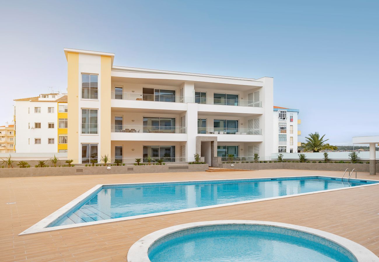 Apartamento em Lagos -  Adega Luxury | Near Lagos City Center with Pool