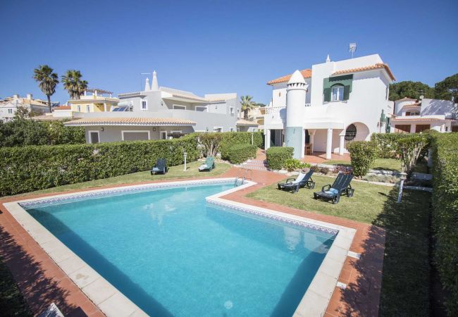 Villa em Vilamoura - Villa Jade