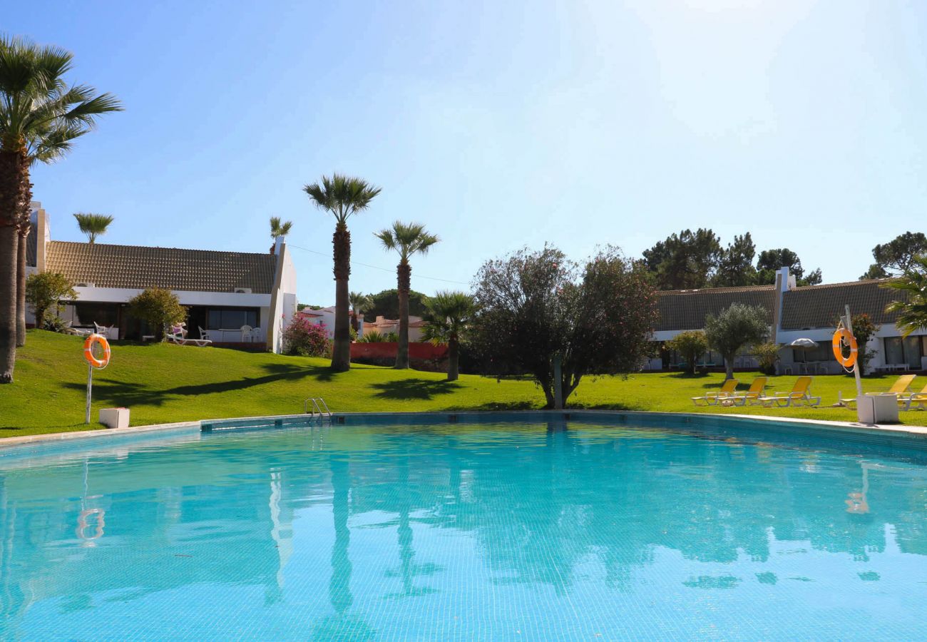 Casa geminada em Vilamoura - Casa Moura Golfe