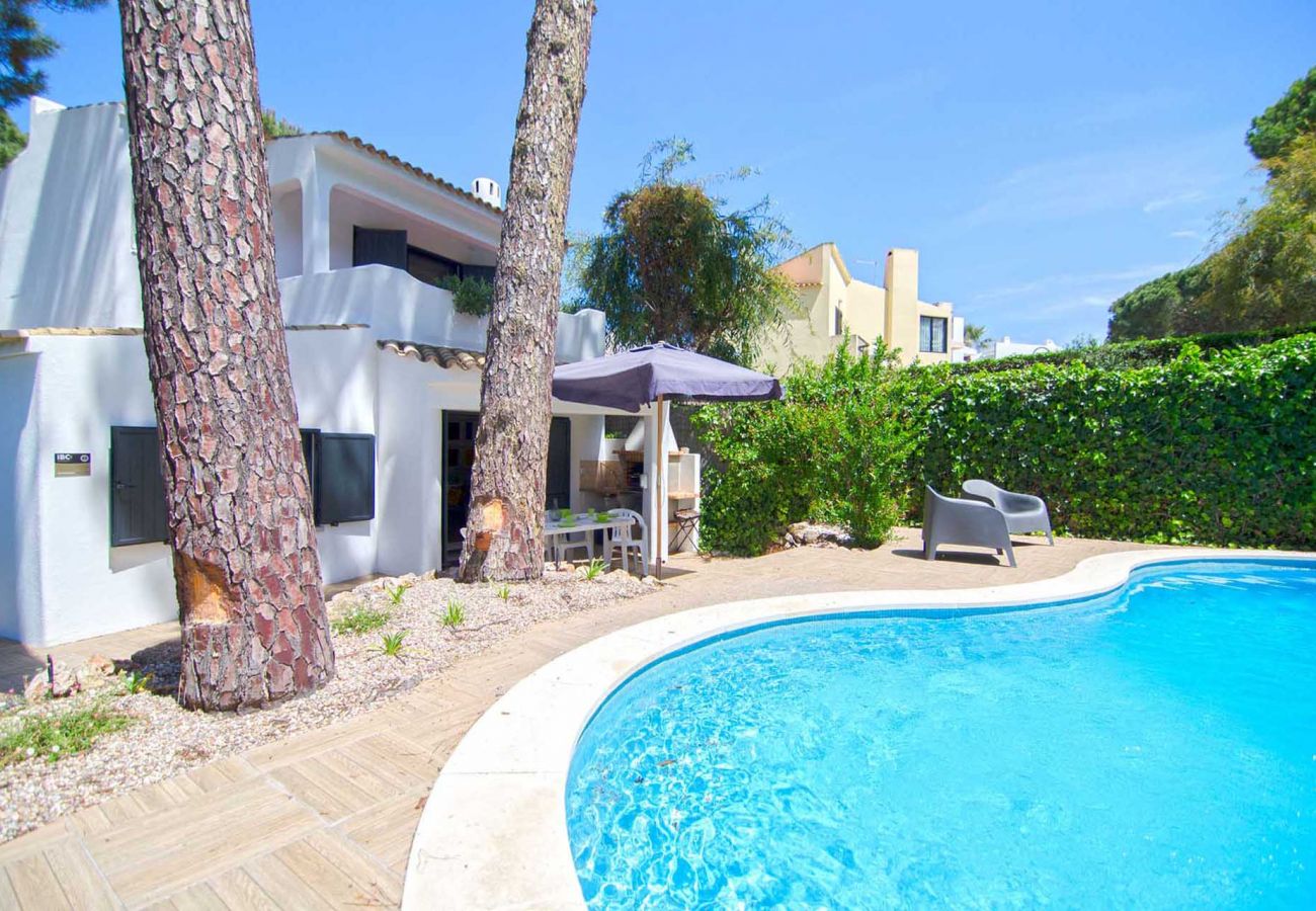 Villa em Vilamoura - Casa Beira Golfe