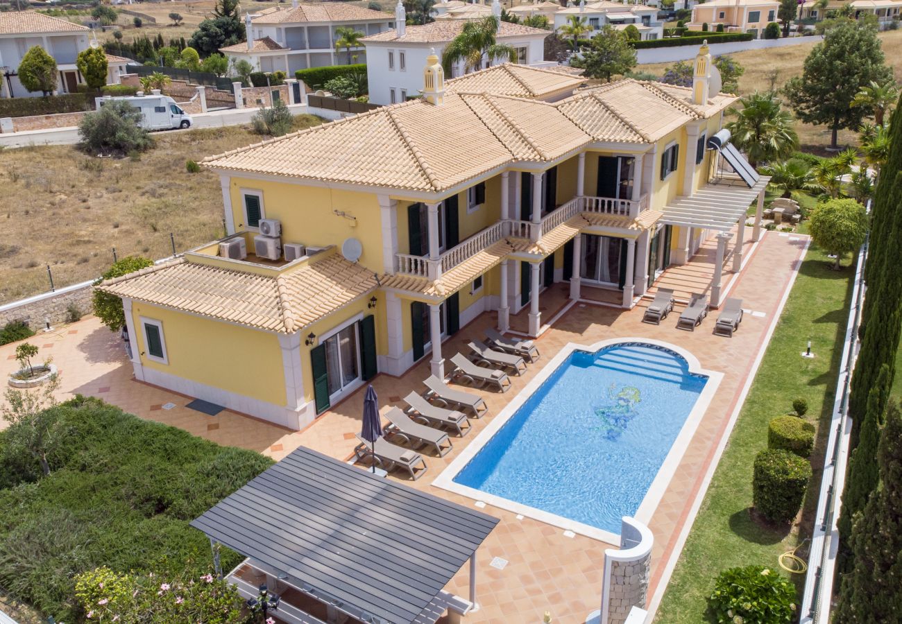 Villa em Albufeira - Villa Iris