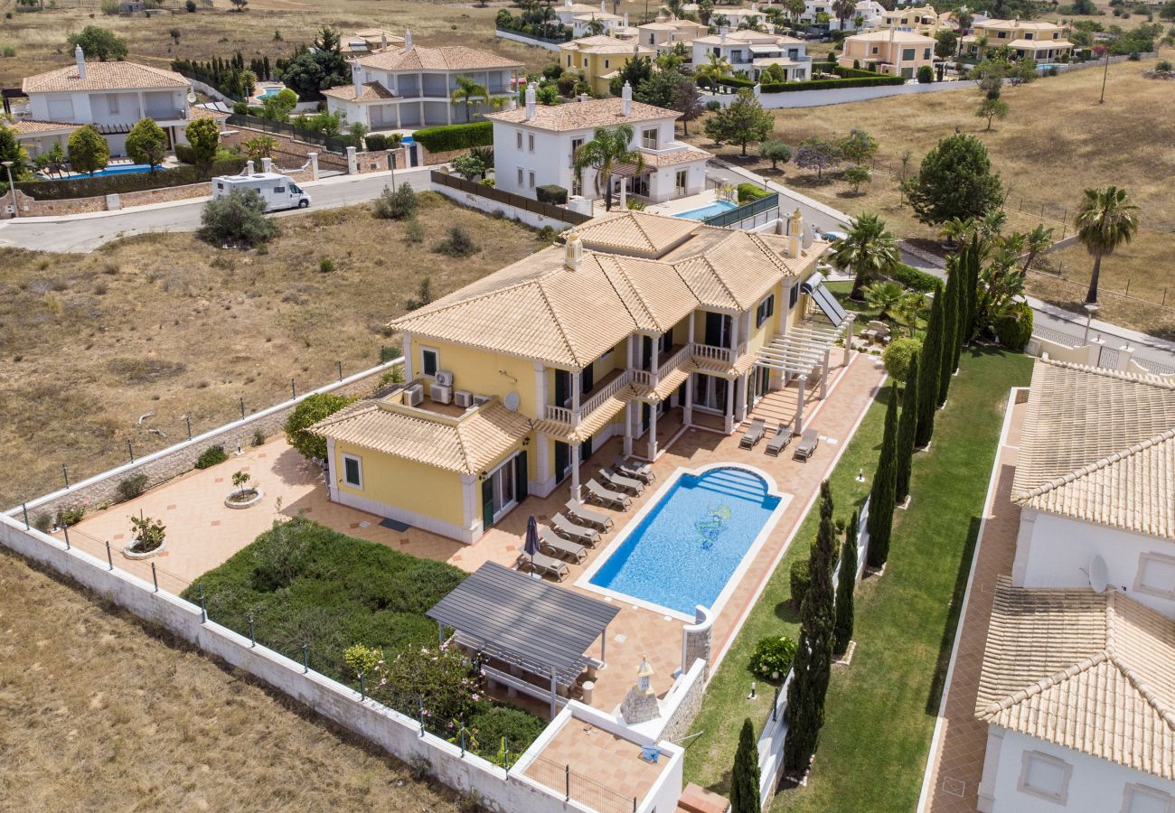 Villa em Albufeira - Villa Iris