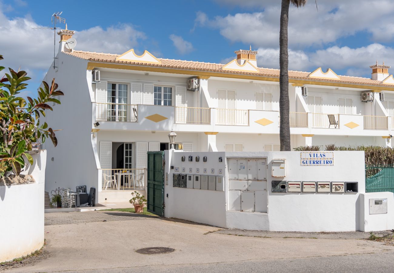 Casa geminada em Albufeira - Casa Pimenta