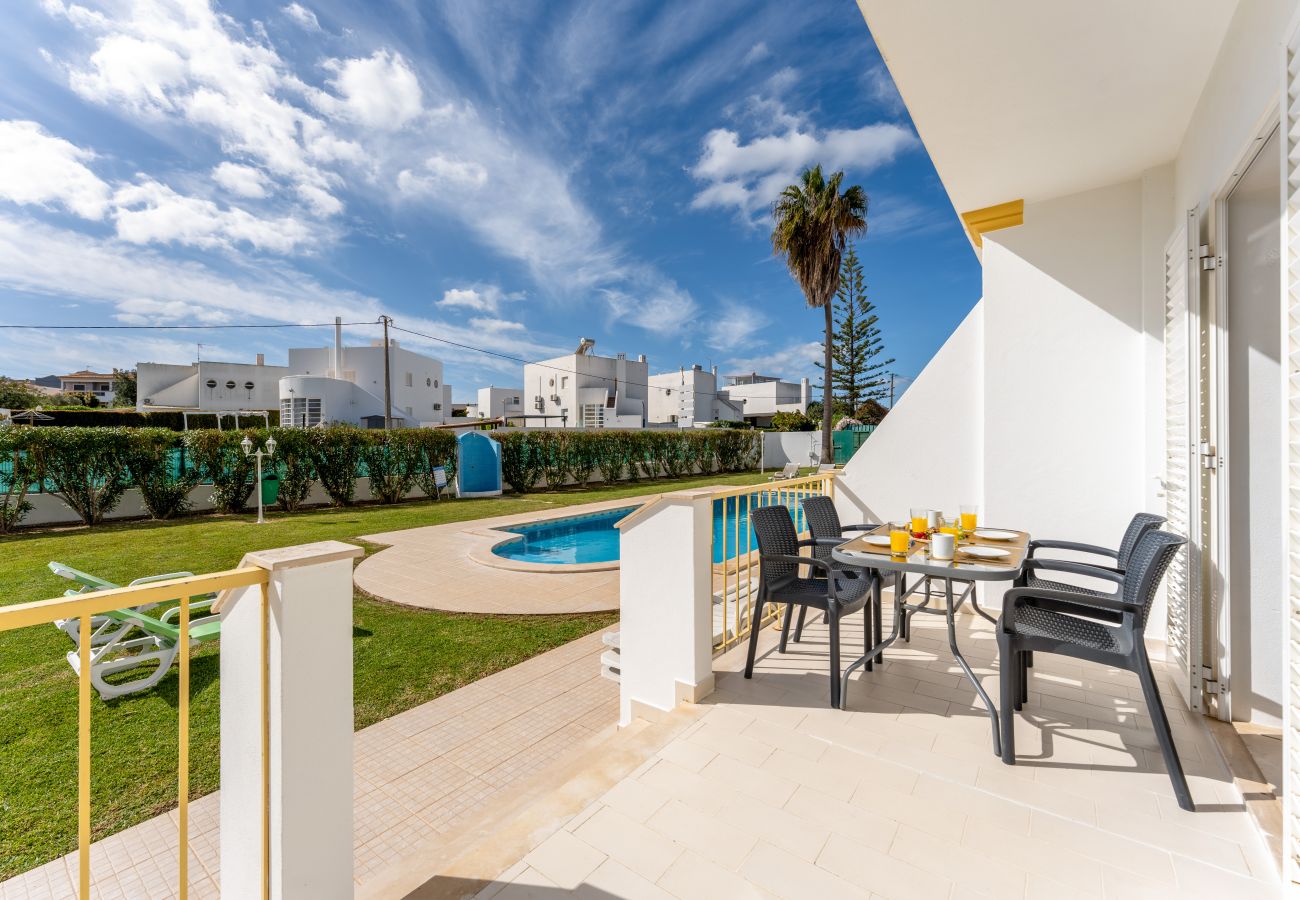 Casa geminada em Albufeira - Casa Pimenta