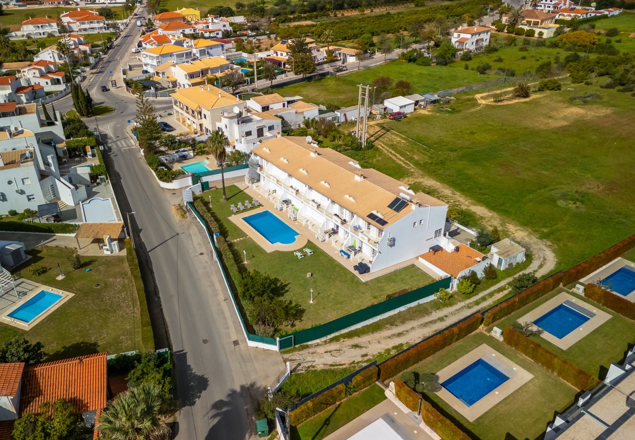 Casa geminada em Albufeira - Casa Pimenta