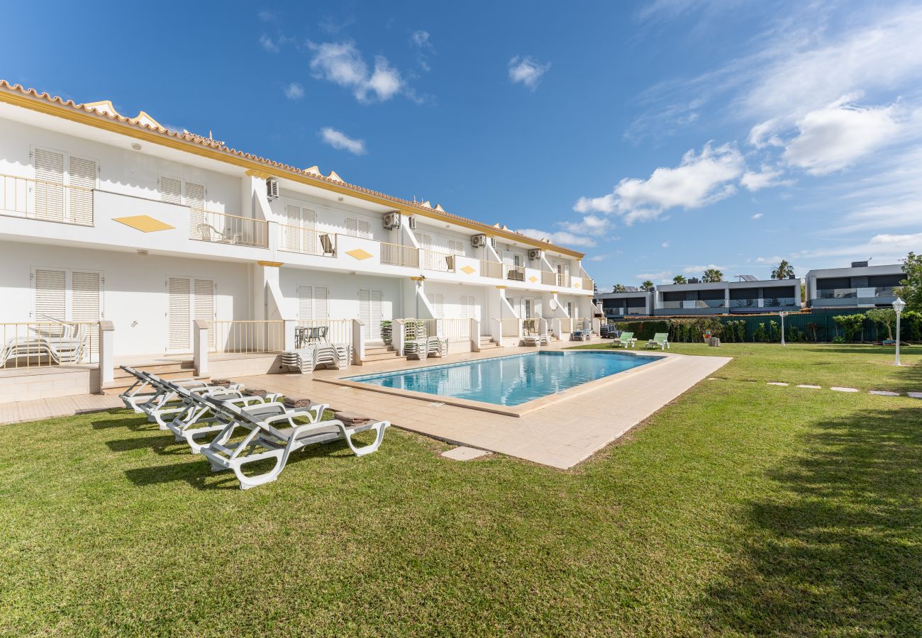 Casa geminada em Albufeira - Casa Pimenta