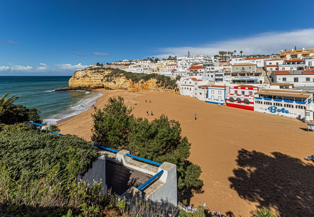 Apartamento em Carvoeiro - By The Beach Carvoerio | Family and Couples