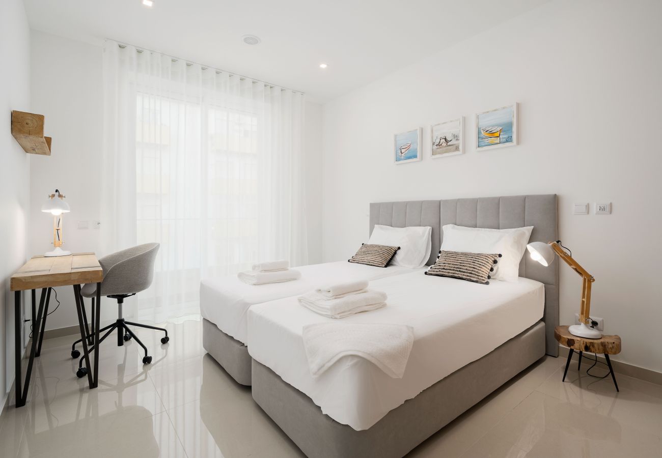 Apartamento em Lagos - Edifício Adega: Near the Marina, City Center and B