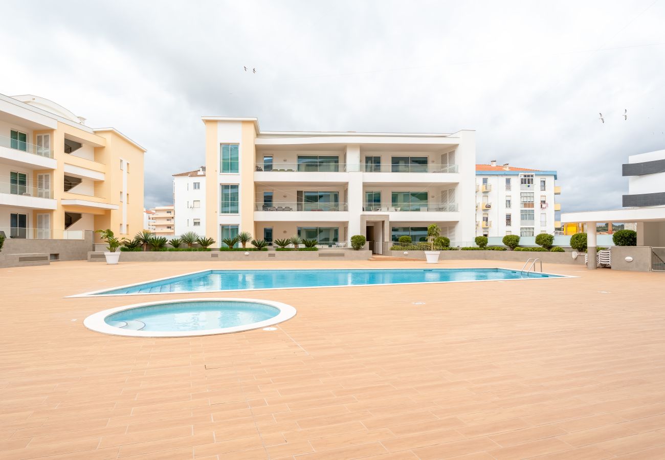 Apartamento em Lagos - Adega Luxury | Near Lagos City Center with Pool |