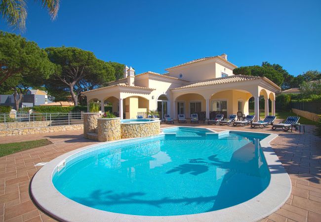 Villa/Dettached house in Vilamoura - Villa Hera