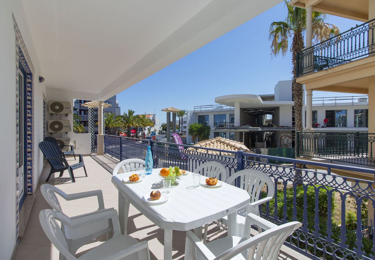 Apartment in Albufeira - Apartamento Pedra T2