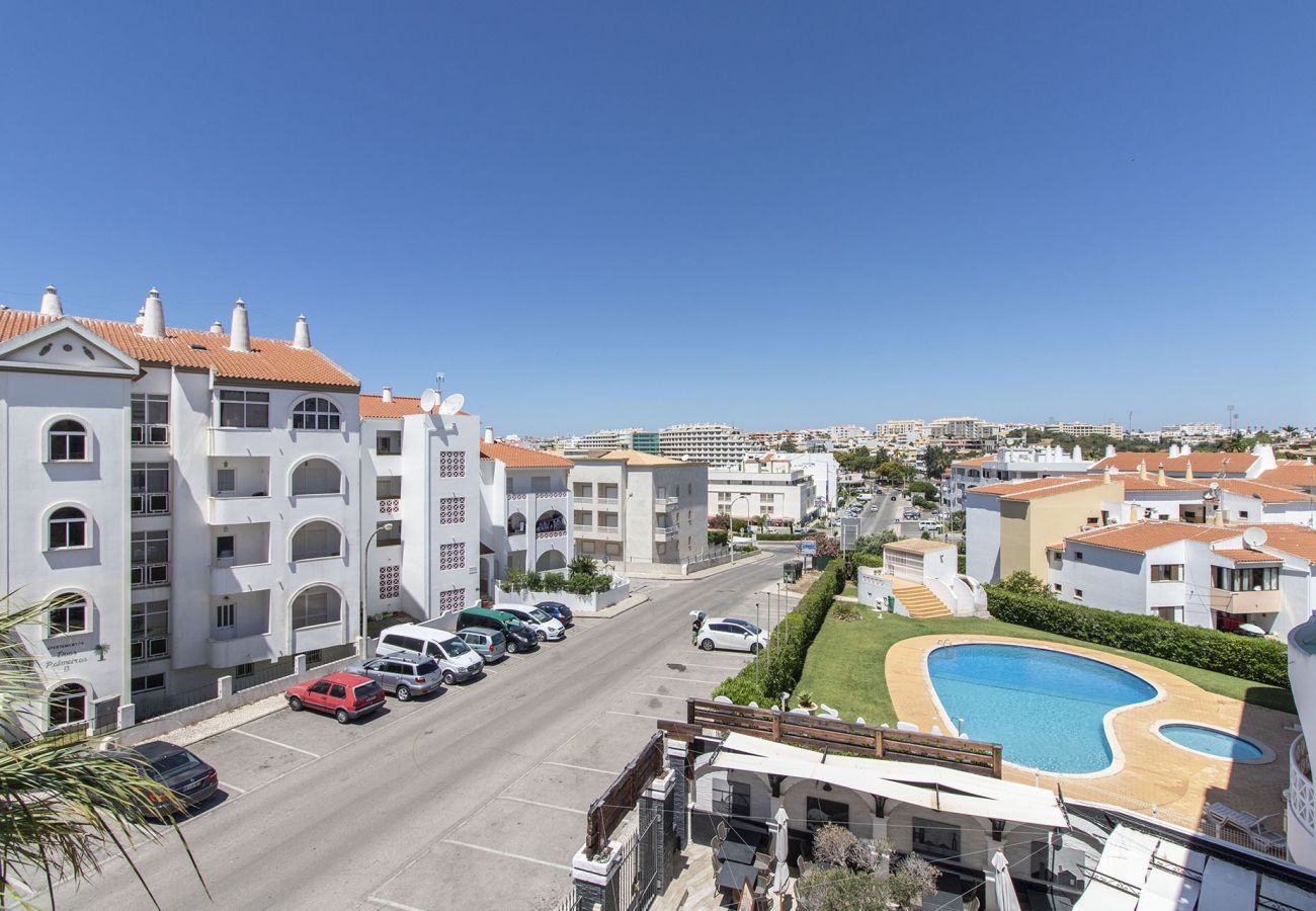 Apartment in Albufeira - Apartamento Caju