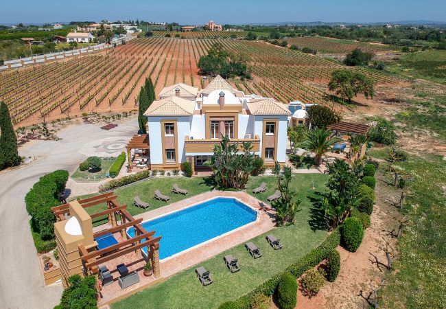 Villa/Dettached house in Albufeira - Quinta Dionysus