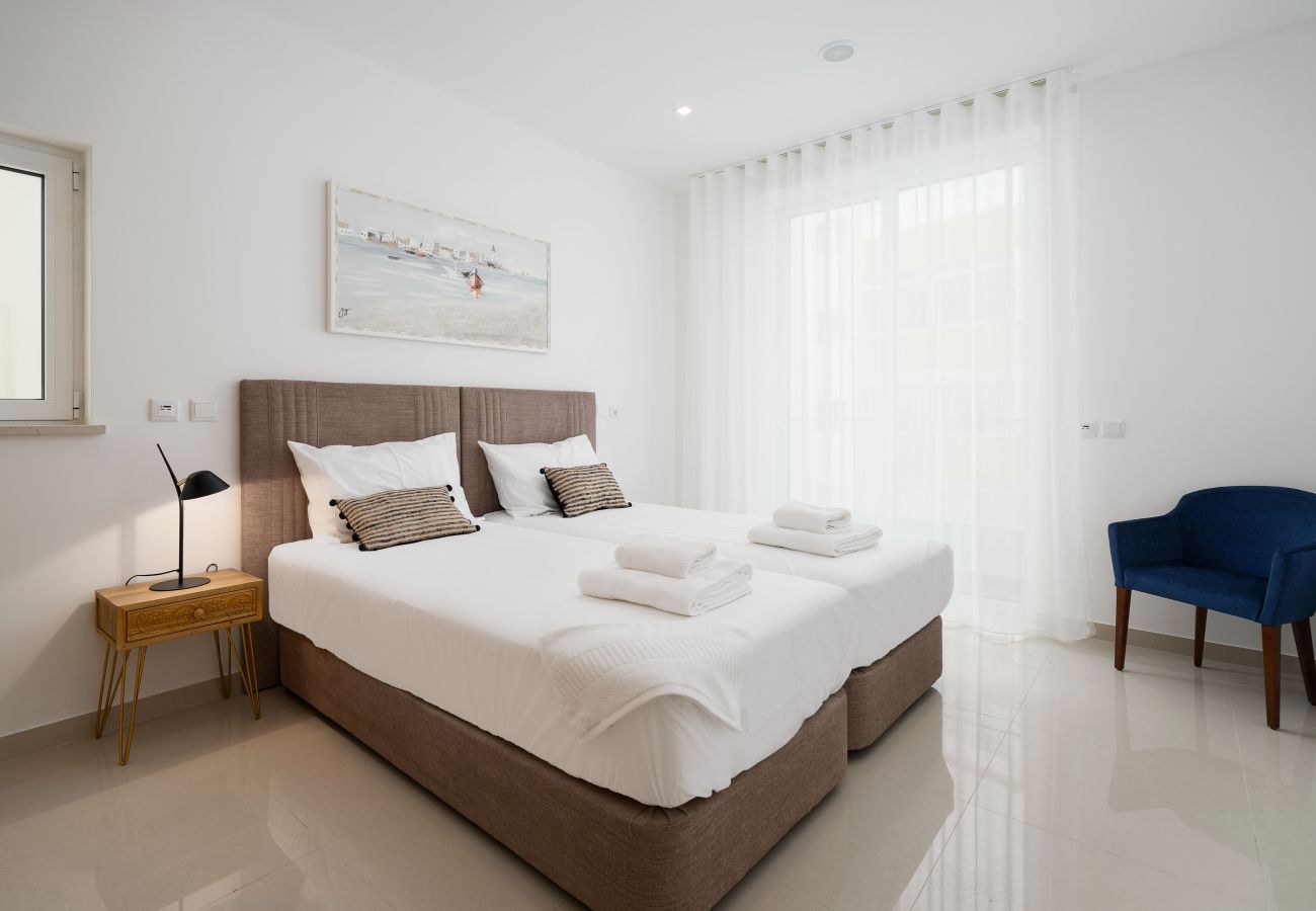 Apartment in Lagos - Edifício Adega: Near the Marina, City Center and B