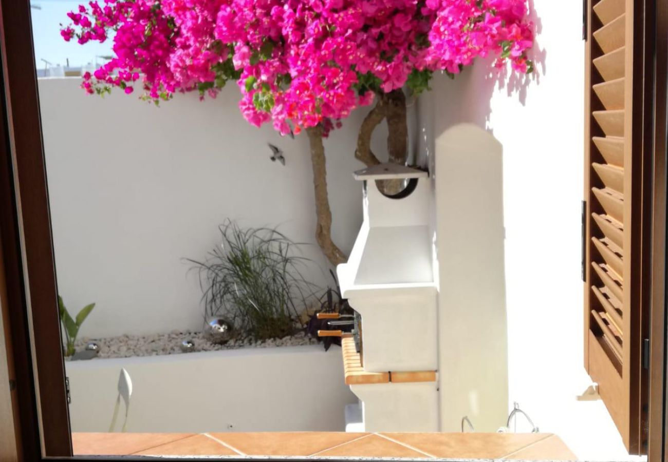 Townhouse in Ferragudo - Casa Saudade - 400m From The Beach Townhouse